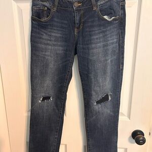 Cabi Stylish Distressed Blue Jeans for Women #5645